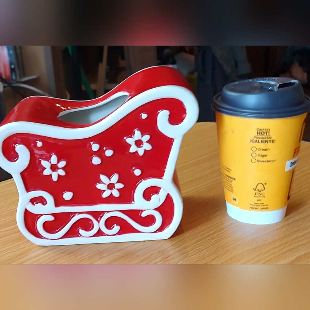 Winter Sleigh Flower Vase